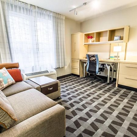 Towneplace Suites By Marriott Gilford Exteriér fotografie
