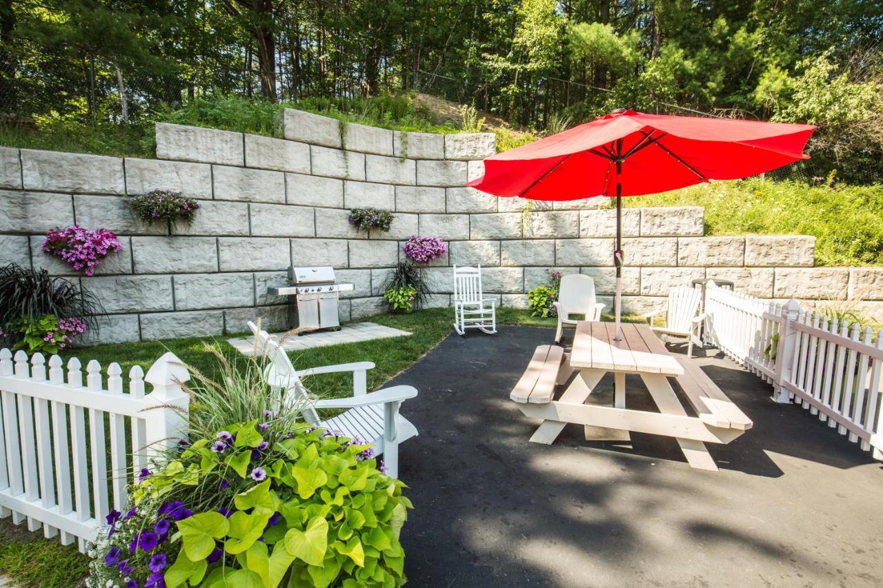 Towneplace Suites By Marriott Gilford Exteriér fotografie