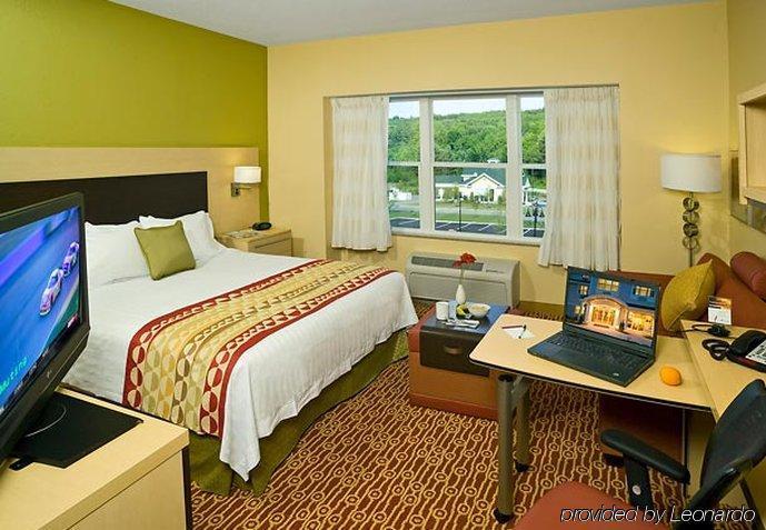 Towneplace Suites By Marriott Gilford Pokoj fotografie