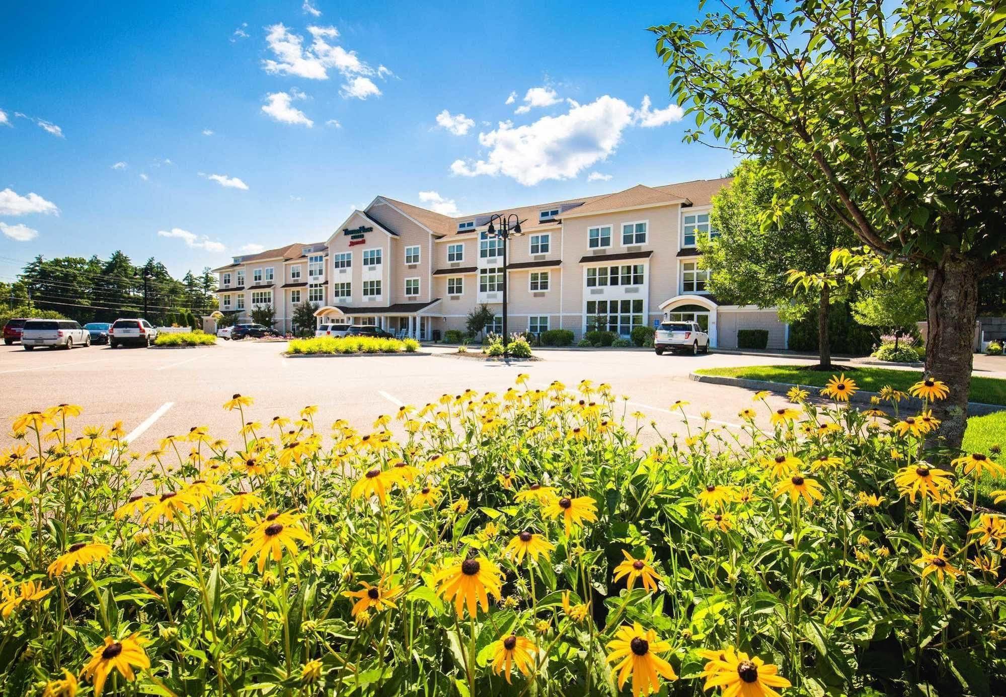 Towneplace Suites By Marriott Gilford Exteriér fotografie